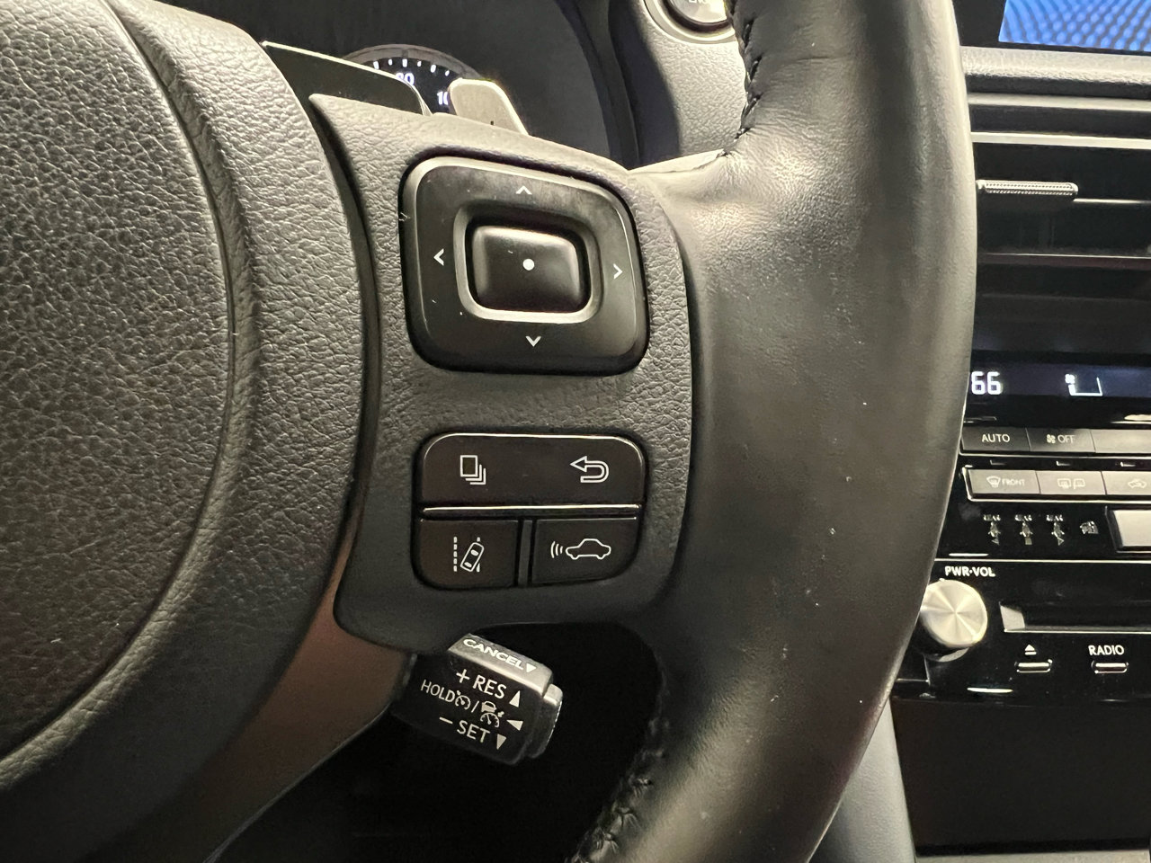Used 2024 Lexus IS 300 w/ Comfort Package image 27
