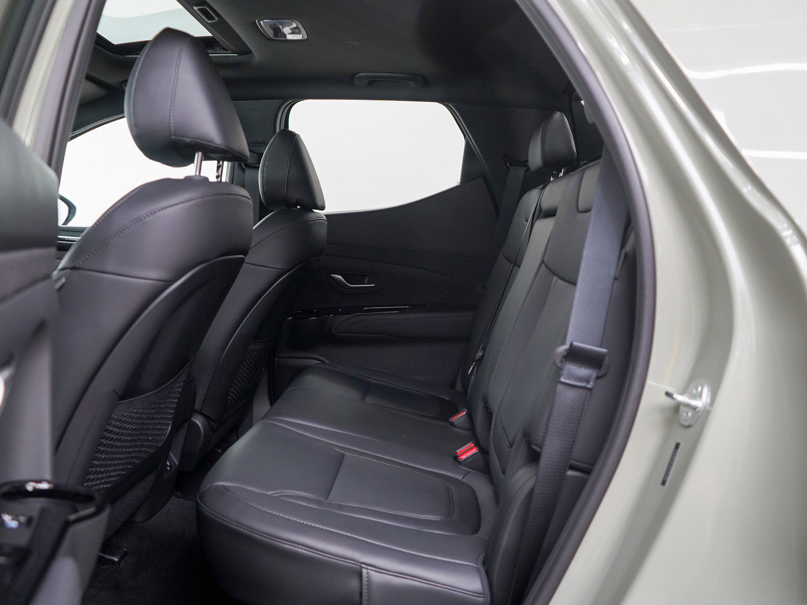 Used 2024 Hyundai Santa Cruz Limited image 15