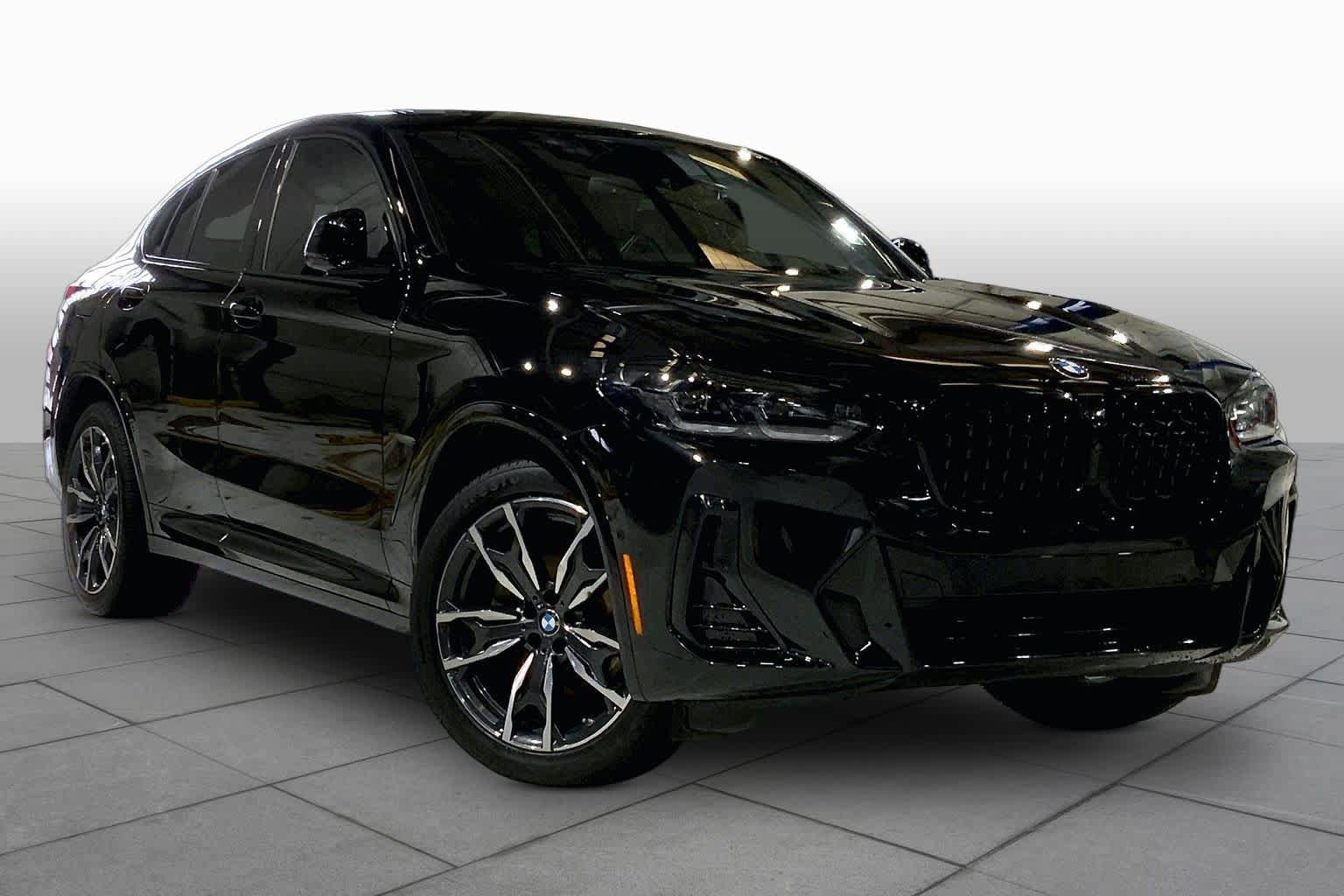 Used 2024 BMW X4 xDrive30i w/ Premium Package AWD/4WD image 3