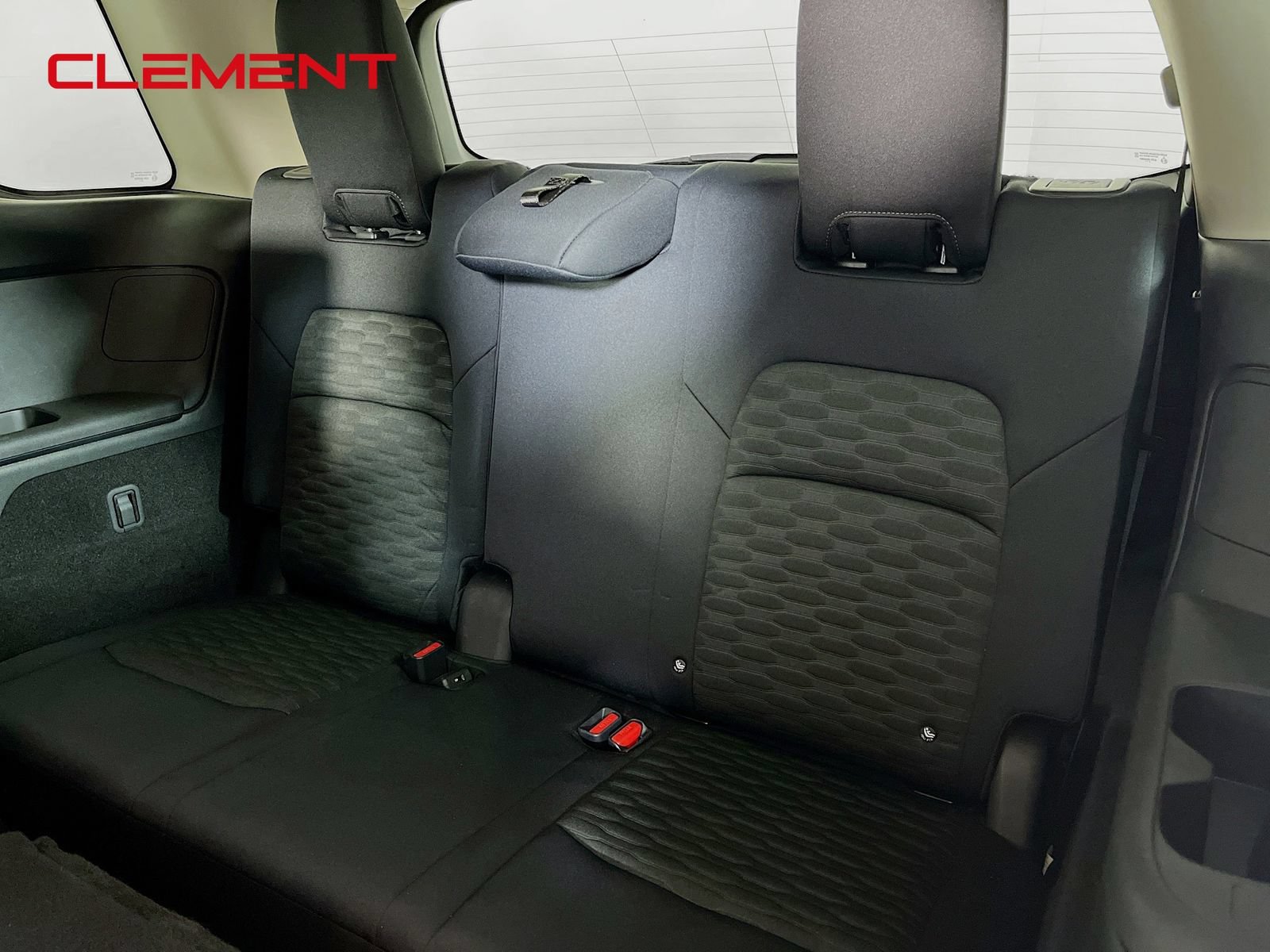Used 2023 Nissan Pathfinder SV FWD image 31