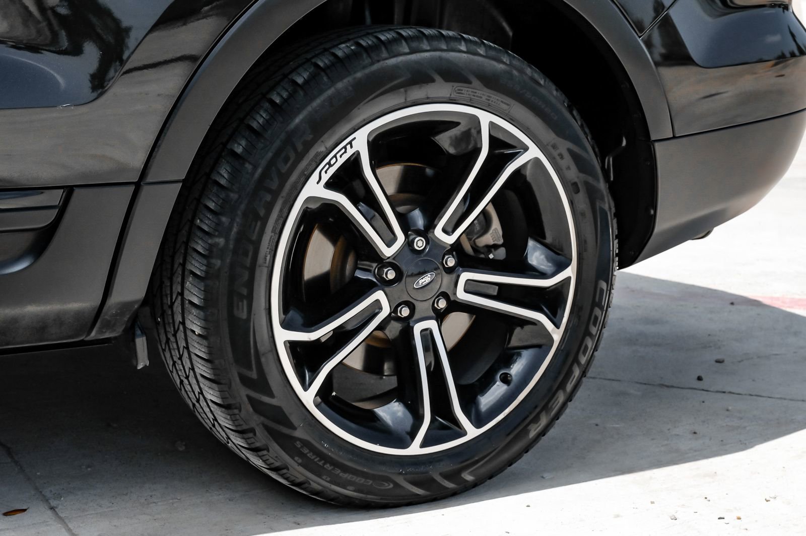 Used 2014 Ford Explorer Sport w/ Equipment Group 401A AWD/4WD image 55