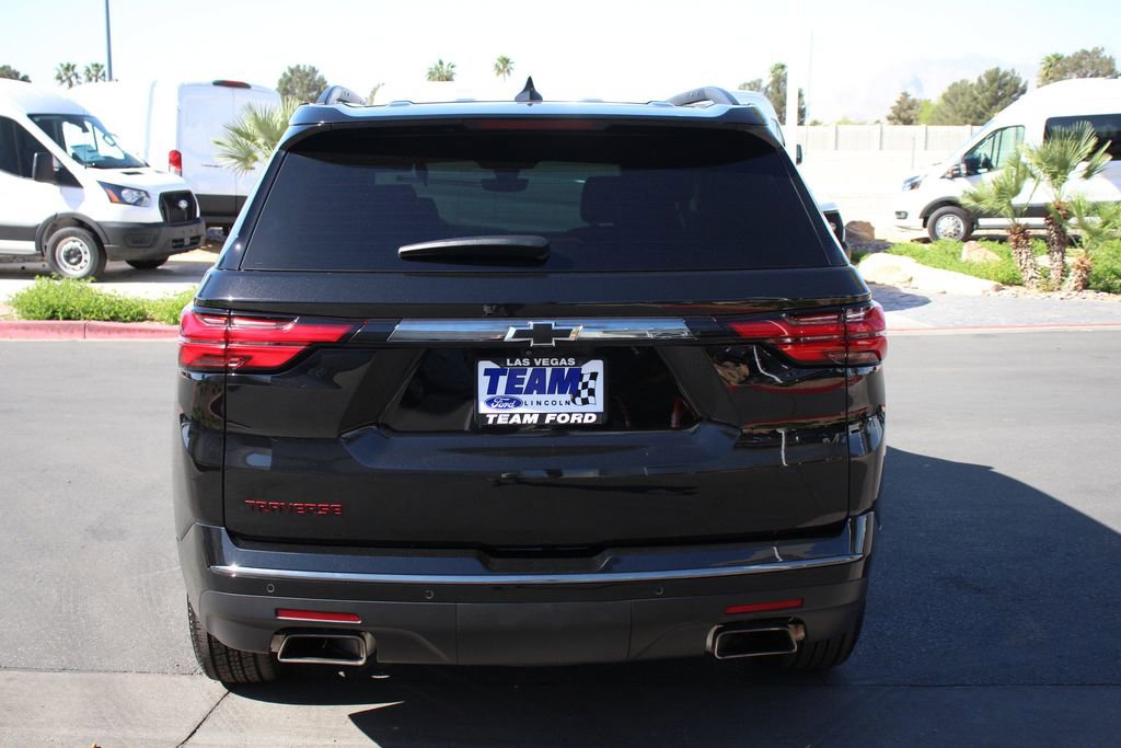 Used 2023 Chevrolet Traverse Premier w/ Redline Edition FWD image 7