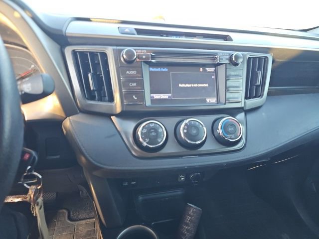 Used 2015 Toyota RAV4 LE image 26