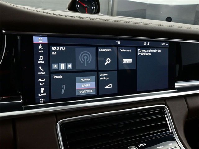 Used 2018 Porsche Panamera 4S image 10