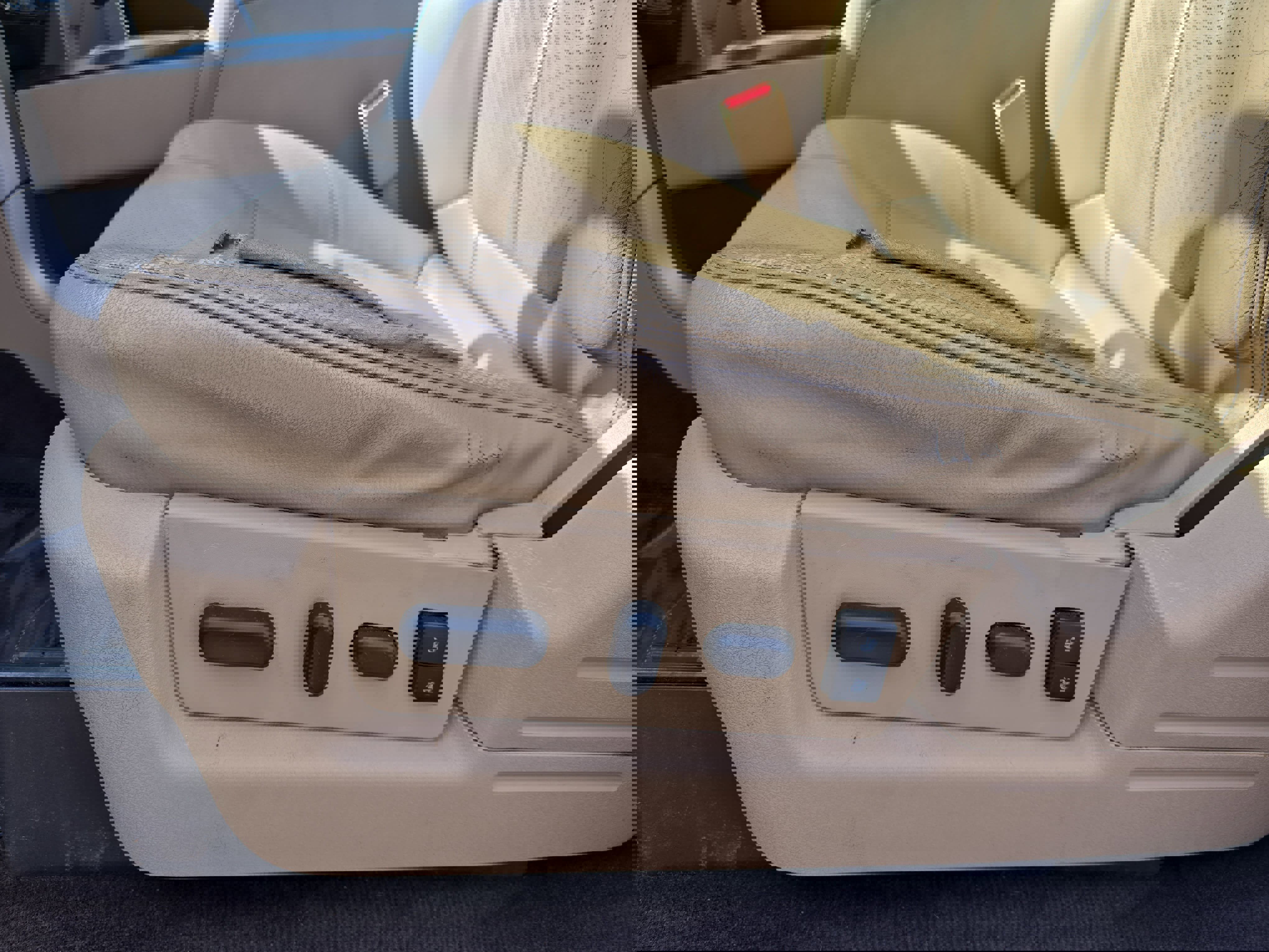 Used 2012 Ford F150 Lariat w/ Lariat Plus Pkg image 27