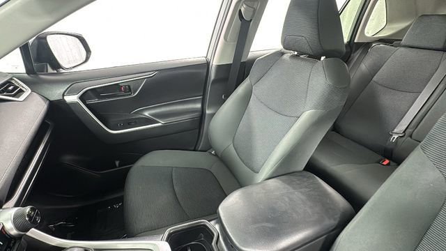 Used 2024 Toyota RAV4 LE image 13