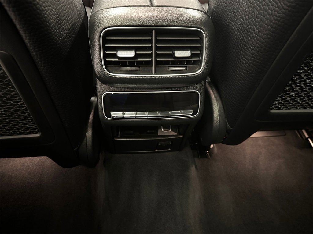 Used 2023 Mercedes-Benz GLS 450 4MATIC image 16