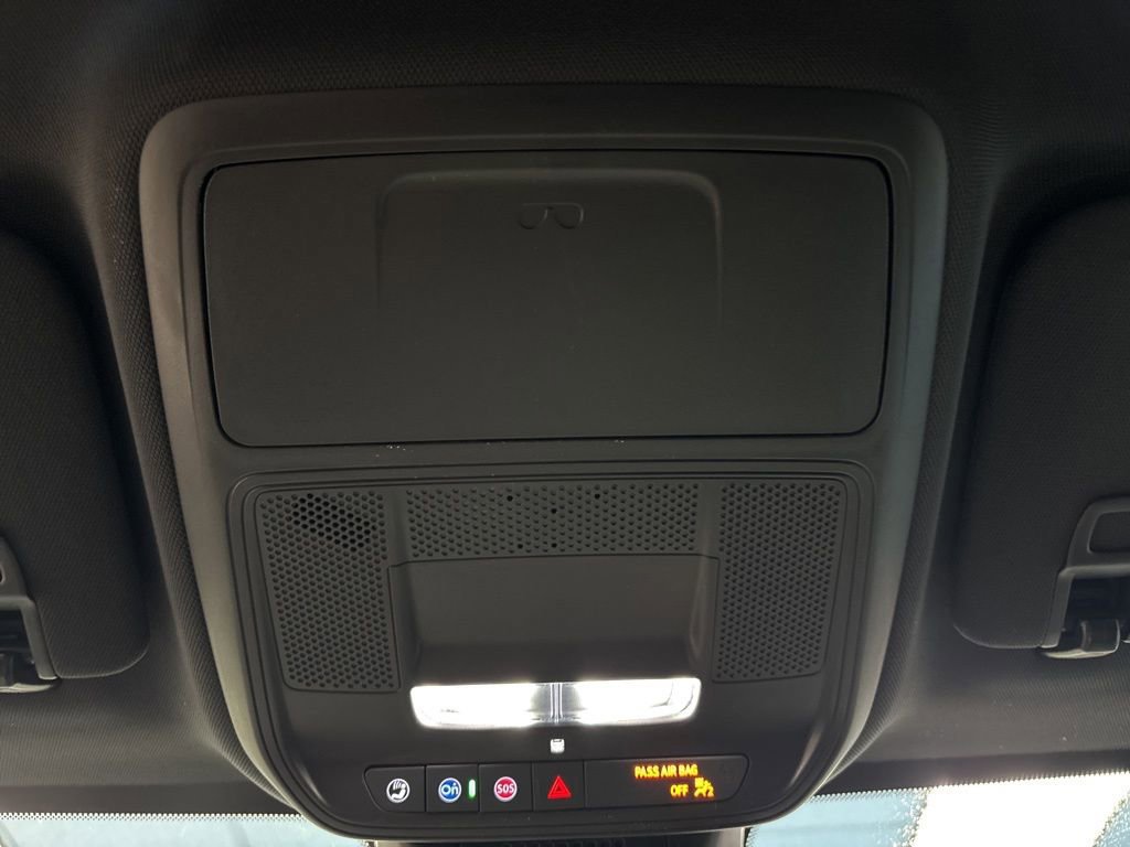 New 2026 Chevrolet Equinox LT w/ Convenience Package II image 28