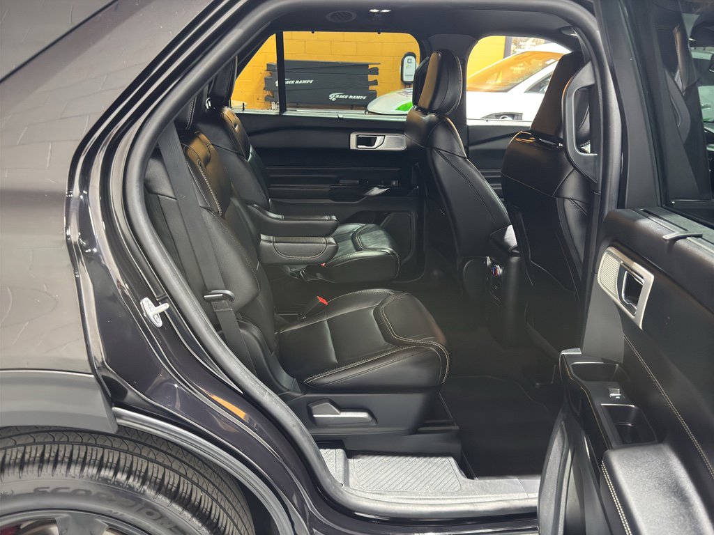 Used 2022 Ford Explorer ST w/ ST Street Pack AWD/4WD image 20