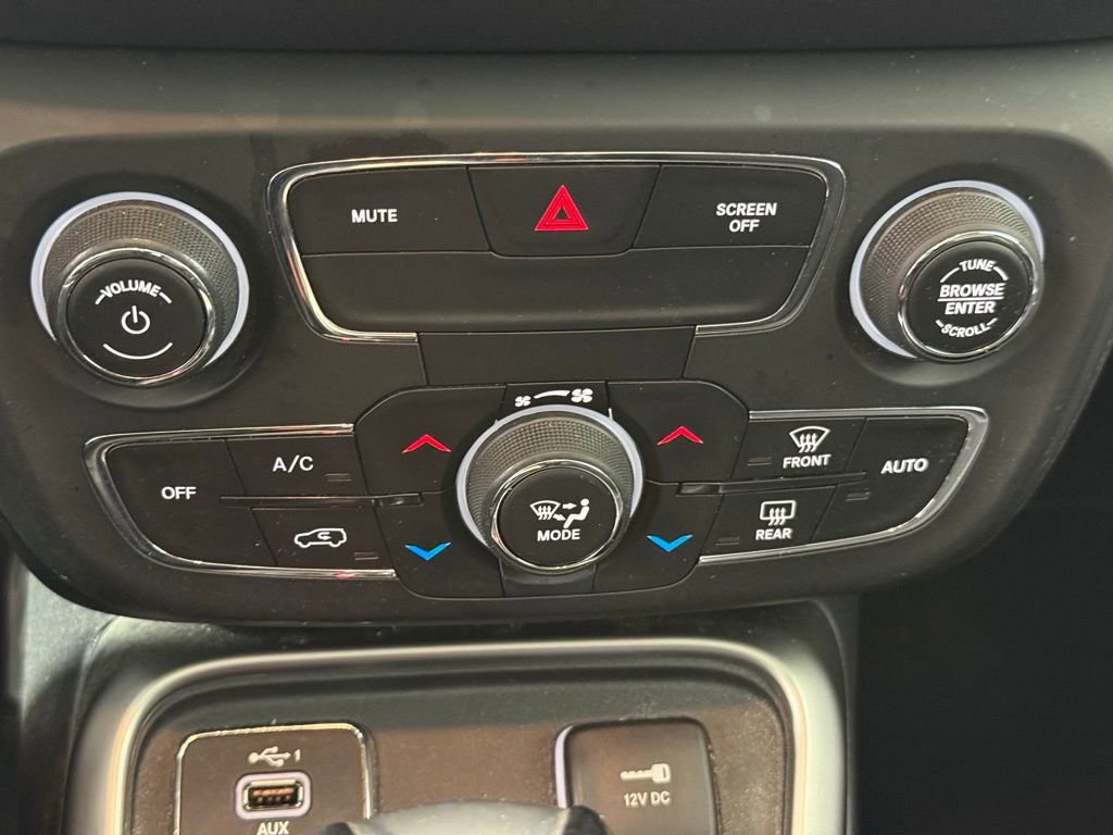 Used 2020 Jeep Compass Latitude w/ Popular Equipment Group image 16