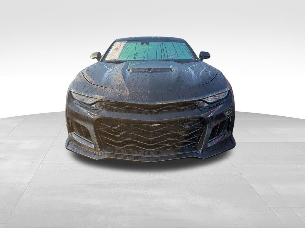 Used 2019 Chevrolet Camaro SS w/ LPO RS/SS Interior Package image 3