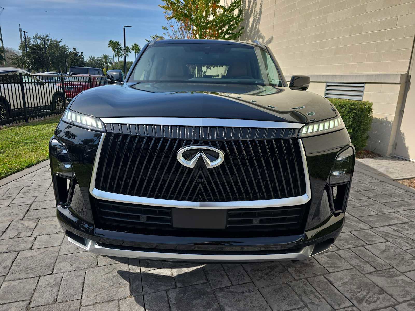 New 2026 INFINITI QX80 Luxe w/ Cargo Package video 2