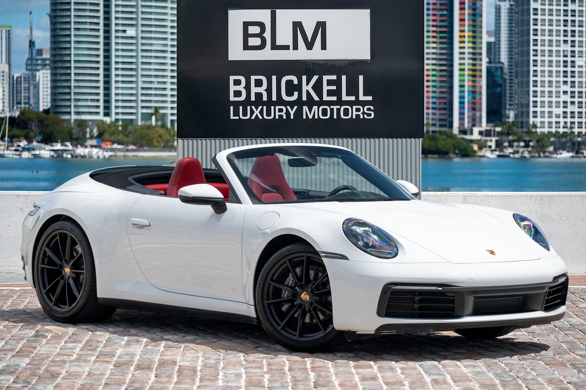 Used 2020 Porsche 911 Carrera RWD image 1
