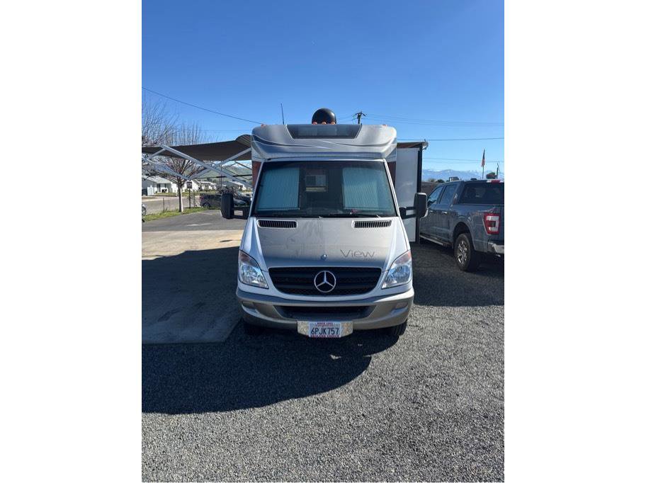 Used 2010 Mercedes-Benz Sprinter 3500 image 7