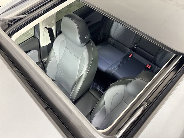 New 2026 Volkswagen Tiguan SE image 22