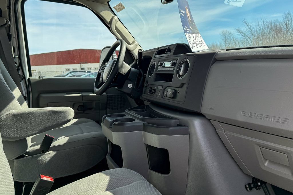 New 2025 Ford E-350 and Econoline 350 Super Duty w/ Power Equipment Group RWD image 13