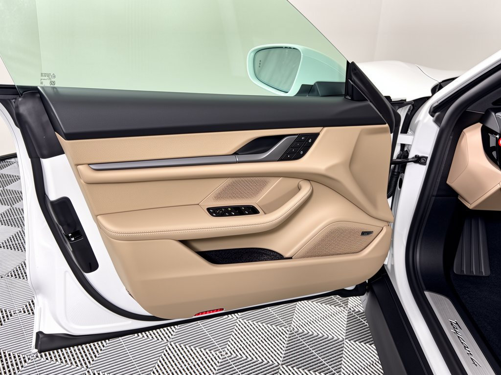 New 2026 Porsche Taycan RWD image 14