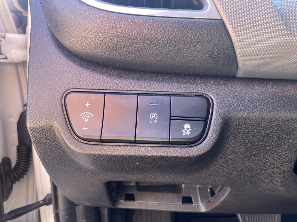 Certified 2024 Kia Seltos LX image 6