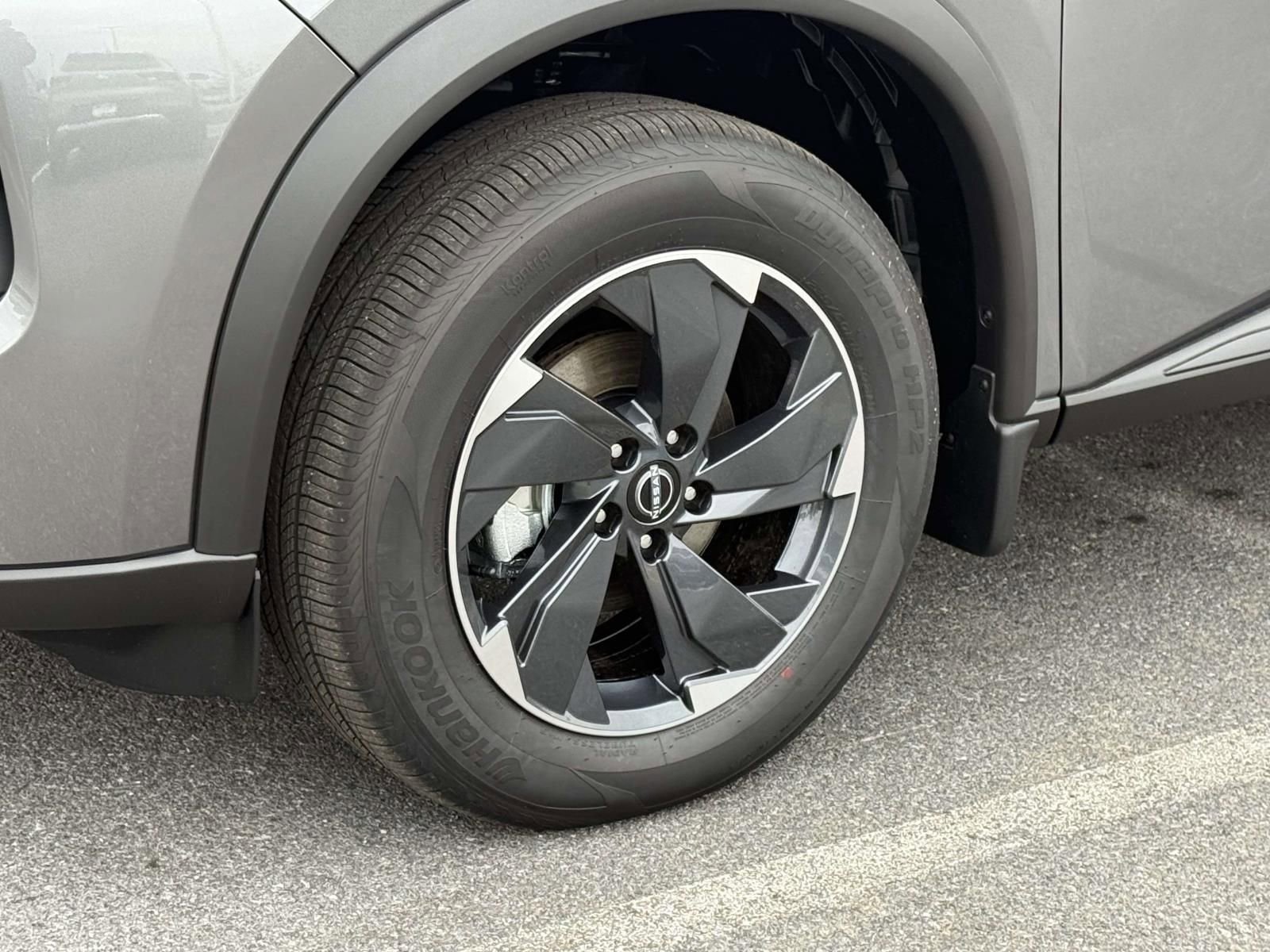 New 2026 Nissan Rogue SV AWD/4WD image 7