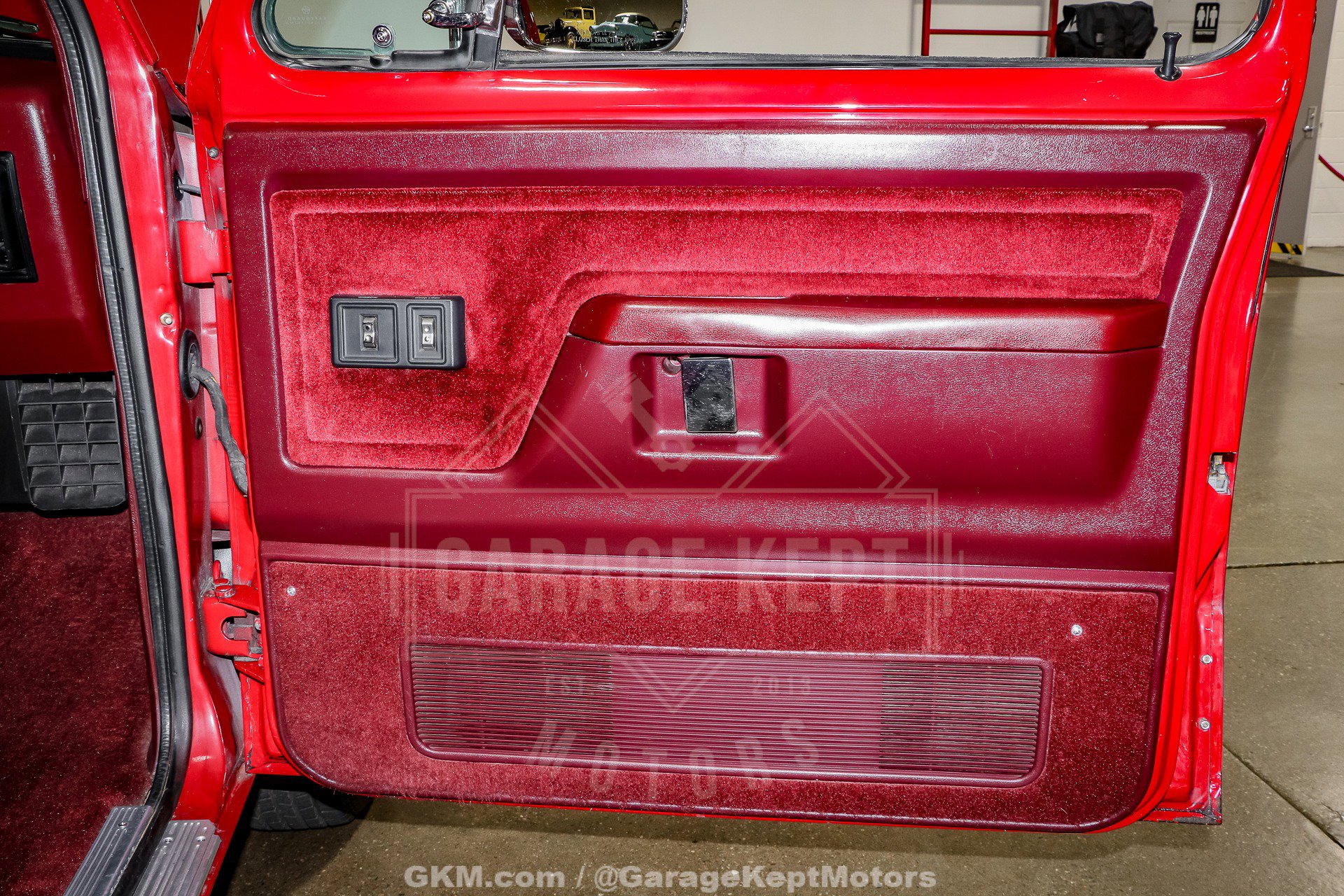 Used 1989 Dodge D/W Truck 150 image 60