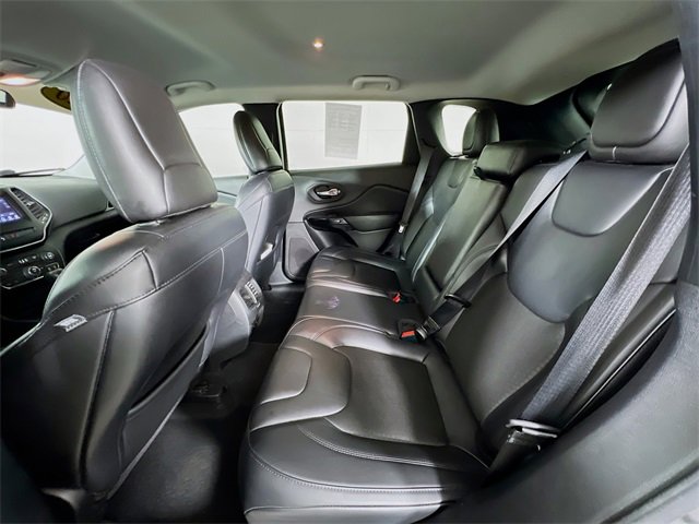 Used 2020 Jeep Cherokee Latitude Plus image 22