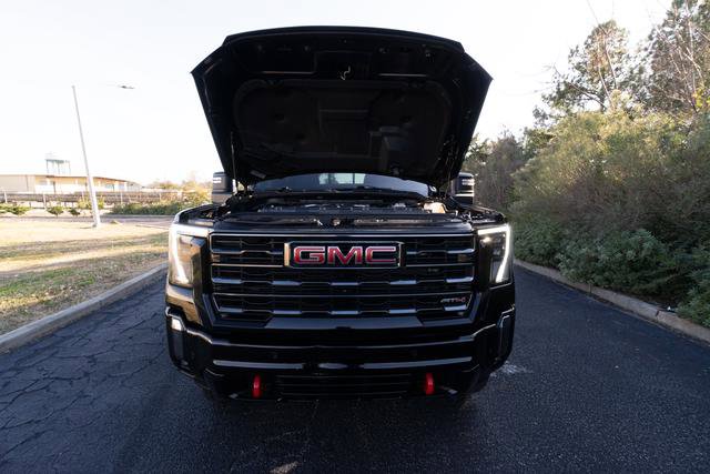 Used 2024 GMC Sierra 2500 AT4 w/ AT4 Premium Plus Package image 9