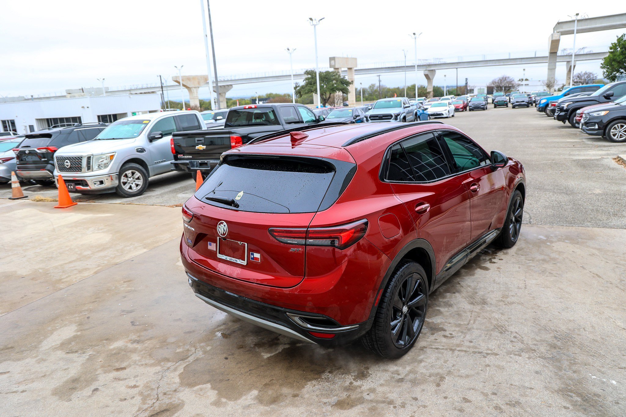 Used 2023 Buick Envision Preferred image 7