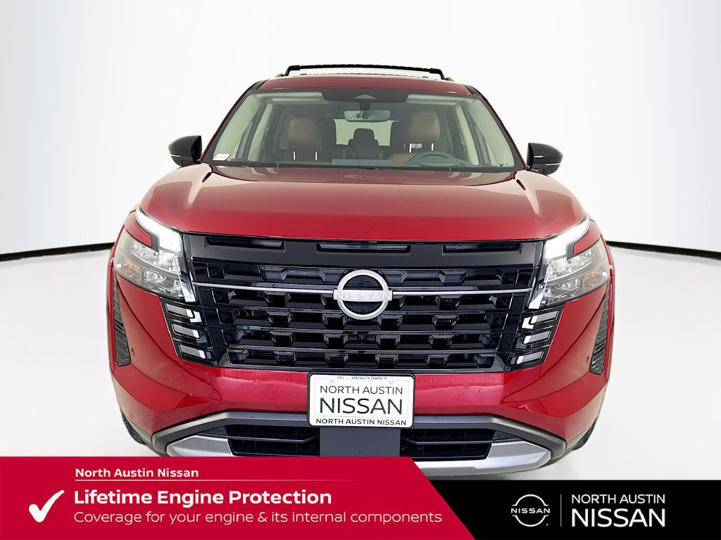 New 2026 Nissan Pathfinder Platinum w/ Cargo Package FWD image 3