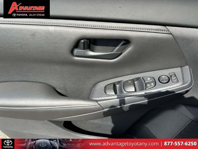 Used 2025 Nissan Sentra S FWD image 20