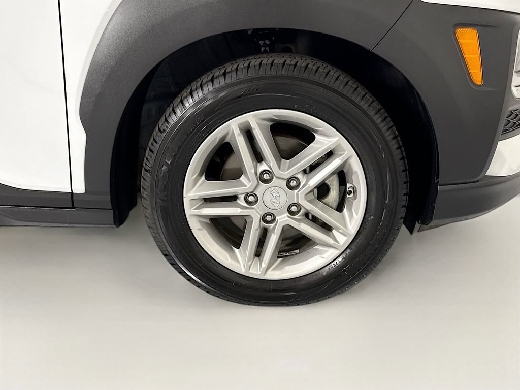 Used 2020 Hyundai Kona SE FWD image 32