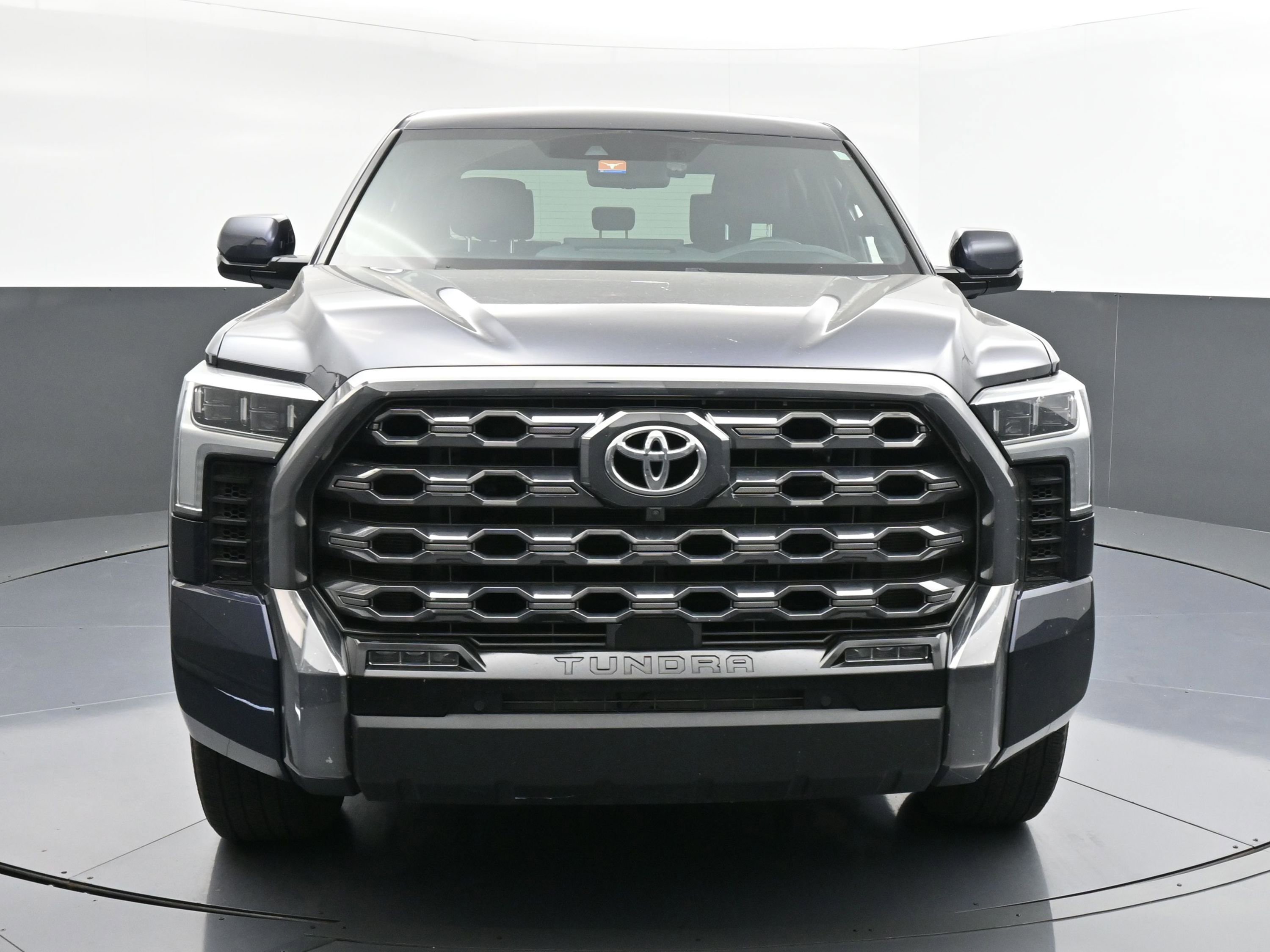 Used 2024 Toyota Tundra Platinum image 2