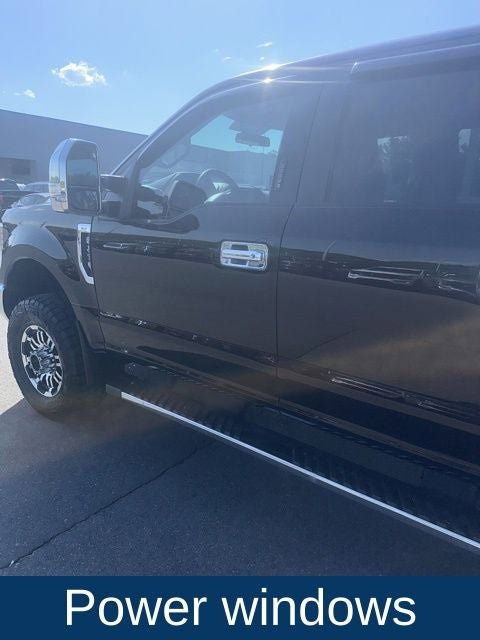 Used 2018 Ford F250 XLT w/ XLT Premium Package AWD/4WD image 15