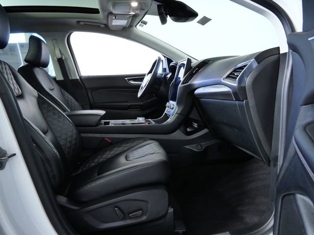 Certified 2024 Ford Edge Titanium w/ Equipment Group 301A AWD/4WD image 10