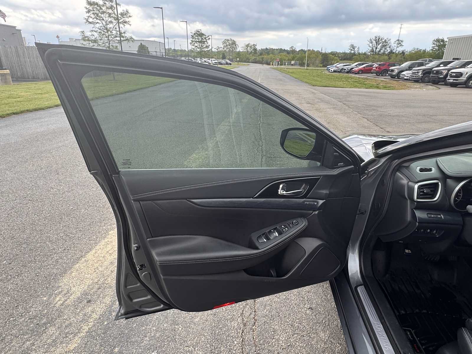 Used 2020 Nissan Maxima Platinum w/ Illumination Package FWD image 30