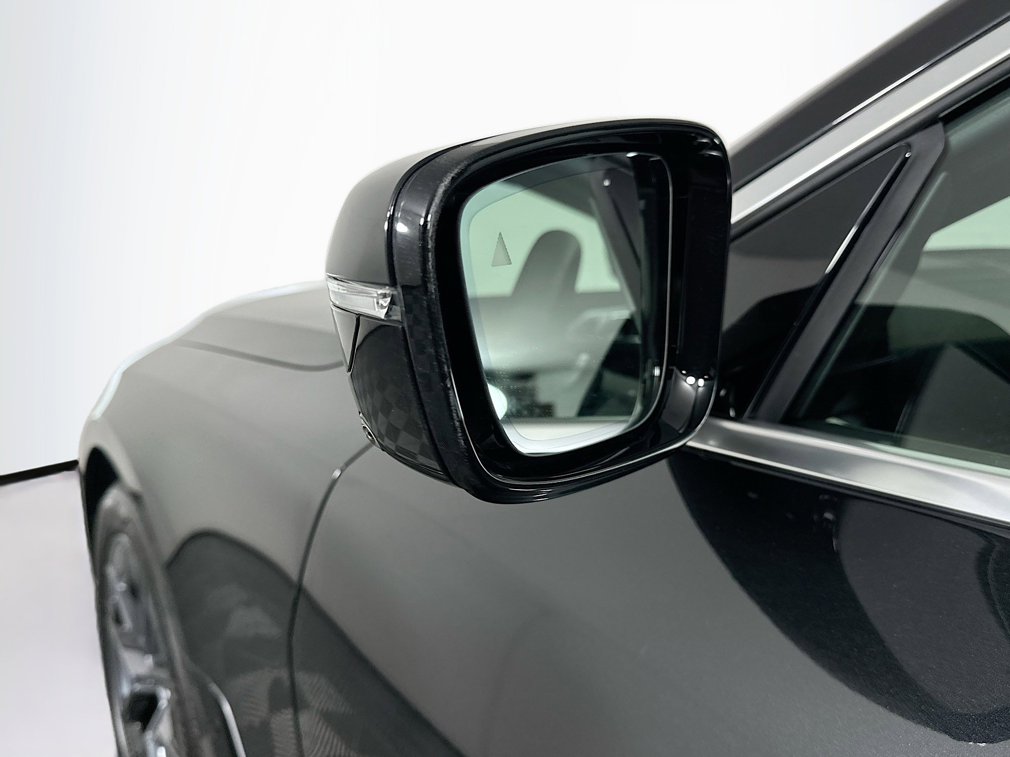 Used 2025 BMW i4 eDrive40 image 16