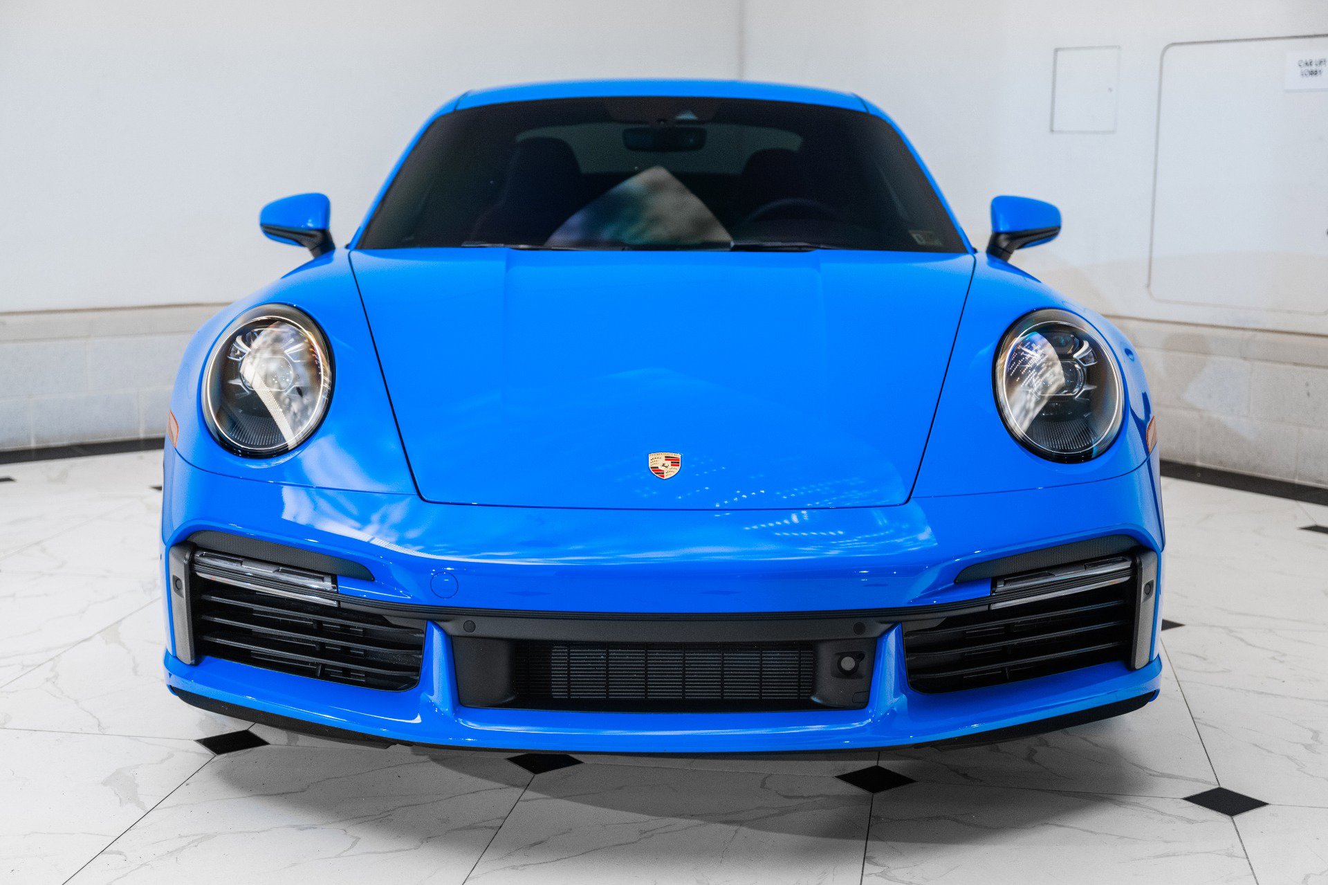 Used 2022 Porsche 911 Turbo S image 4