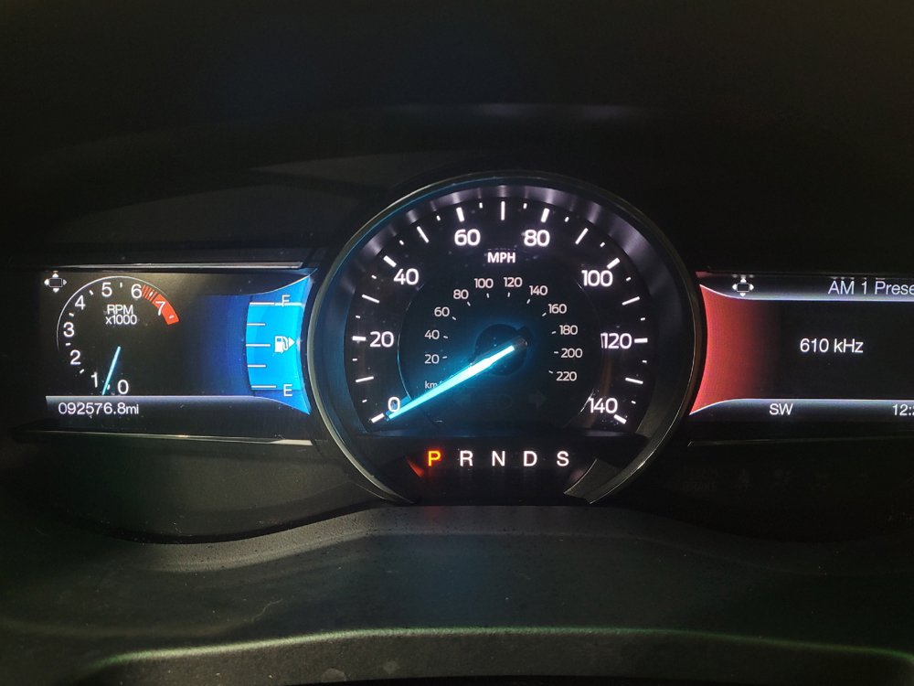 Used 2016 Ford Explorer XLT w/ Equipment Group 202A AWD/4WD image 23