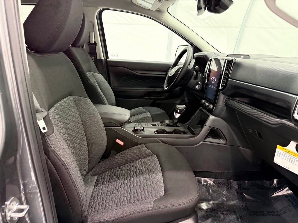 New 2026 Ford Ranger XLT w/ Black Appearance Package AWD/4WD image 19