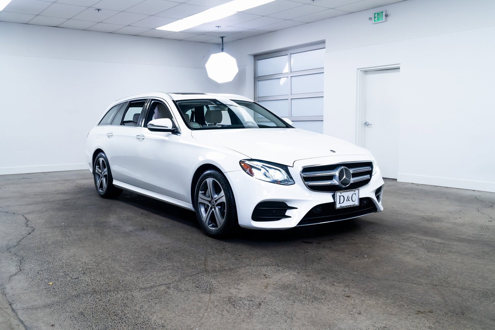 Used 2020 Mercedes-Benz E 450 4MATIC Wagon image 28