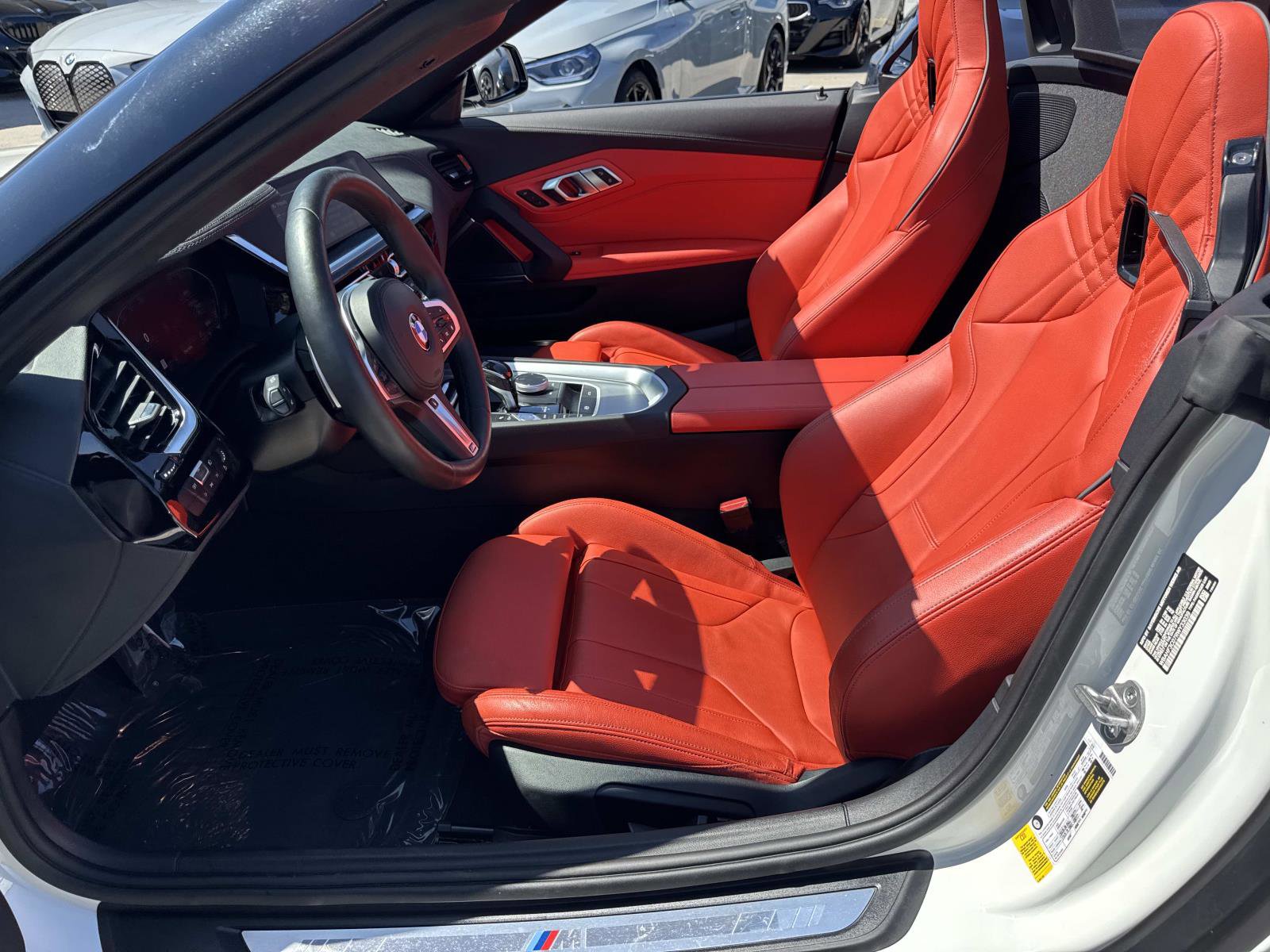 Certified 2024 BMW Z4 sDrive30i w/ Shadowloine Package image 11