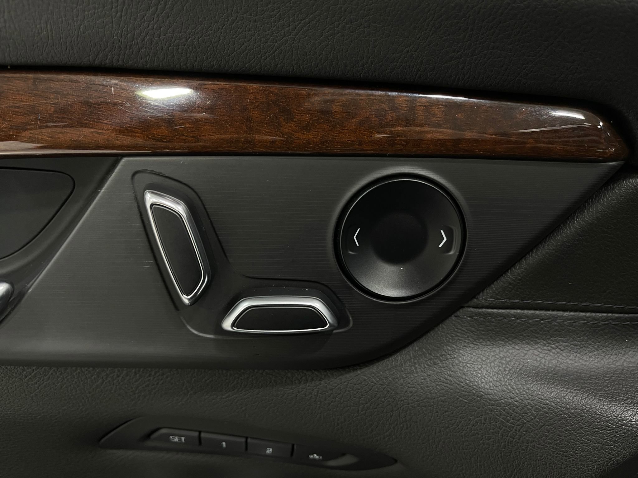 Used 2018 Cadillac CT6 3.6 AWD image 17