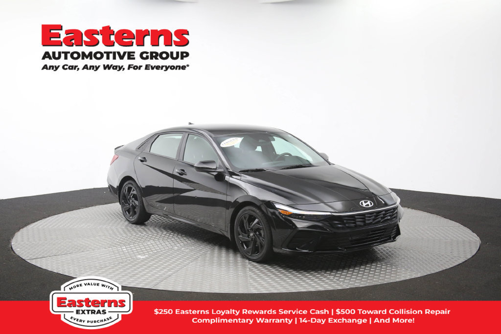 Used 2026 Hyundai Elantra Sport FWD image 46
