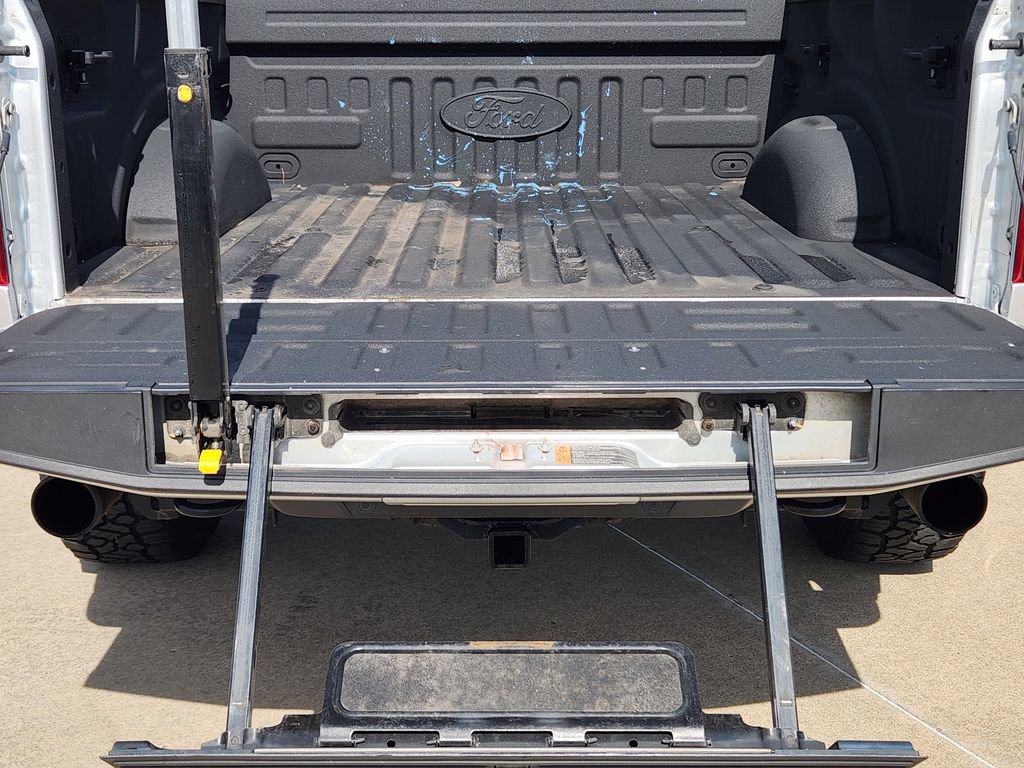 Used 2018 Ford F150 Raptor w/ Equipment Group 802A Luxury AWD/4WD image 39