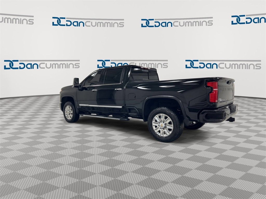 Used 2025 Chevrolet Silverado 2500 High Country w/ Technology Package image 6