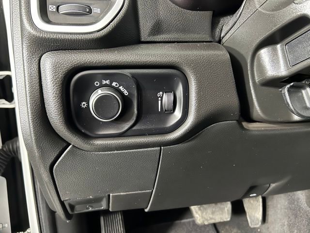 Used 2024 RAM 3500 SLT w/ Quick Order Package 2YG SLT AWD/4WD image 20