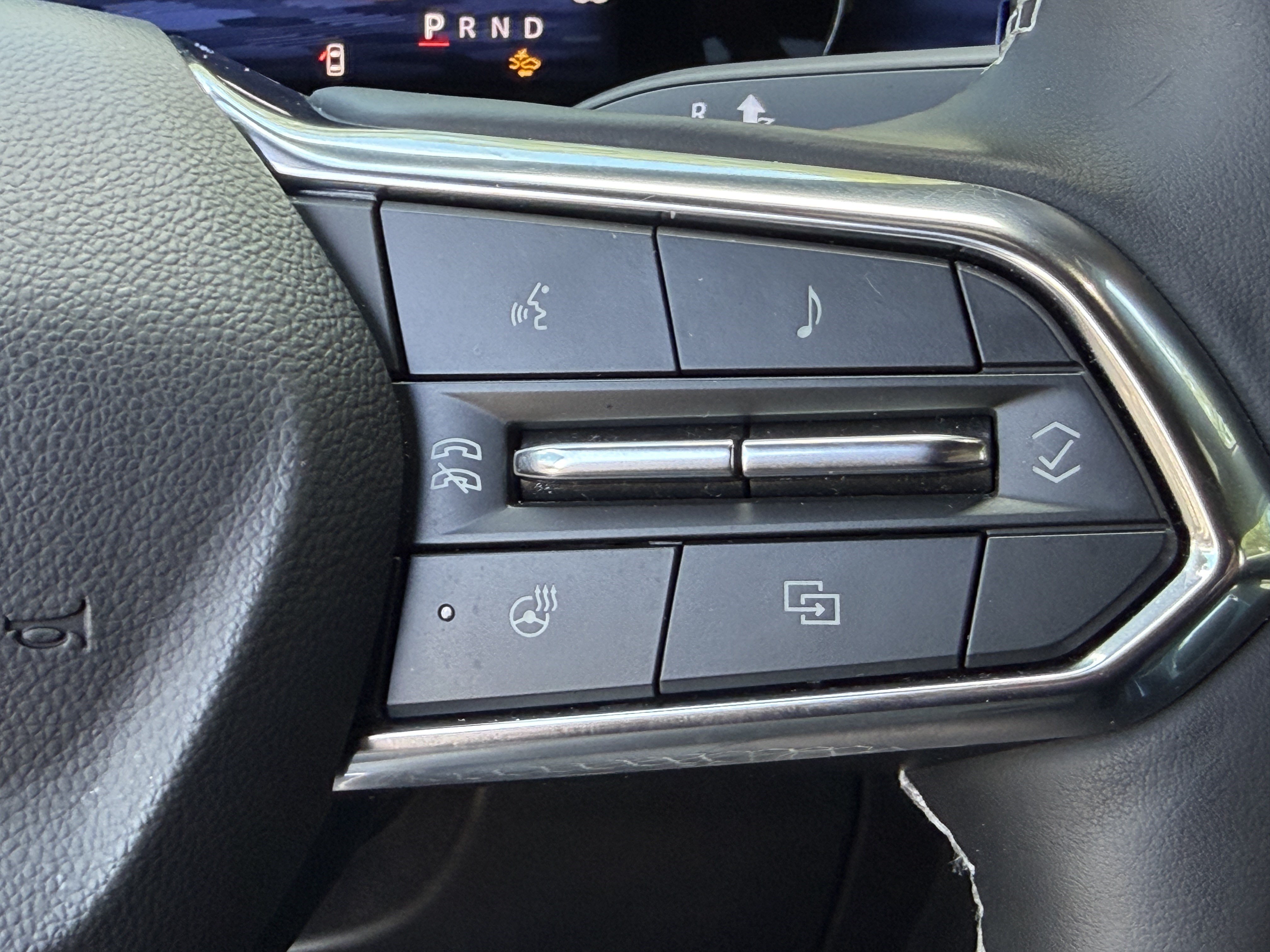 Used 2024 Chevrolet Equinox EV LT FWD image 33