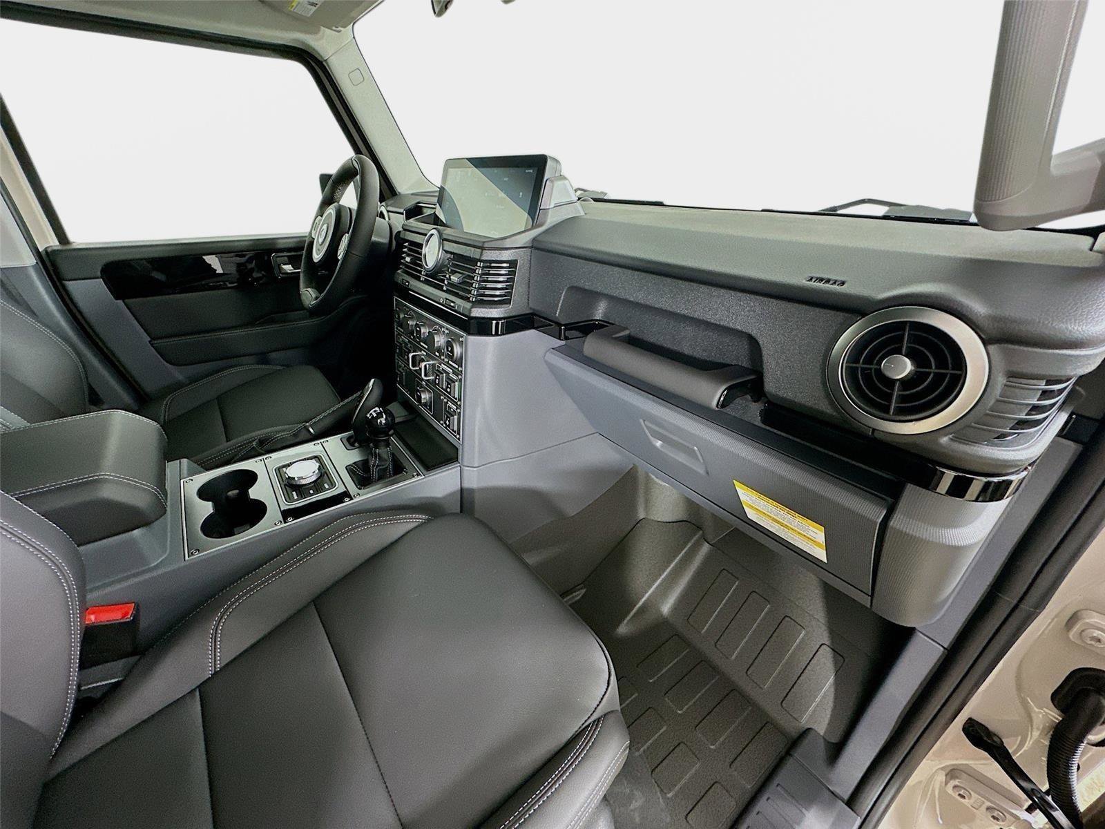 New 2025 INEOS Grenadier Fieldmaster Edition image 48