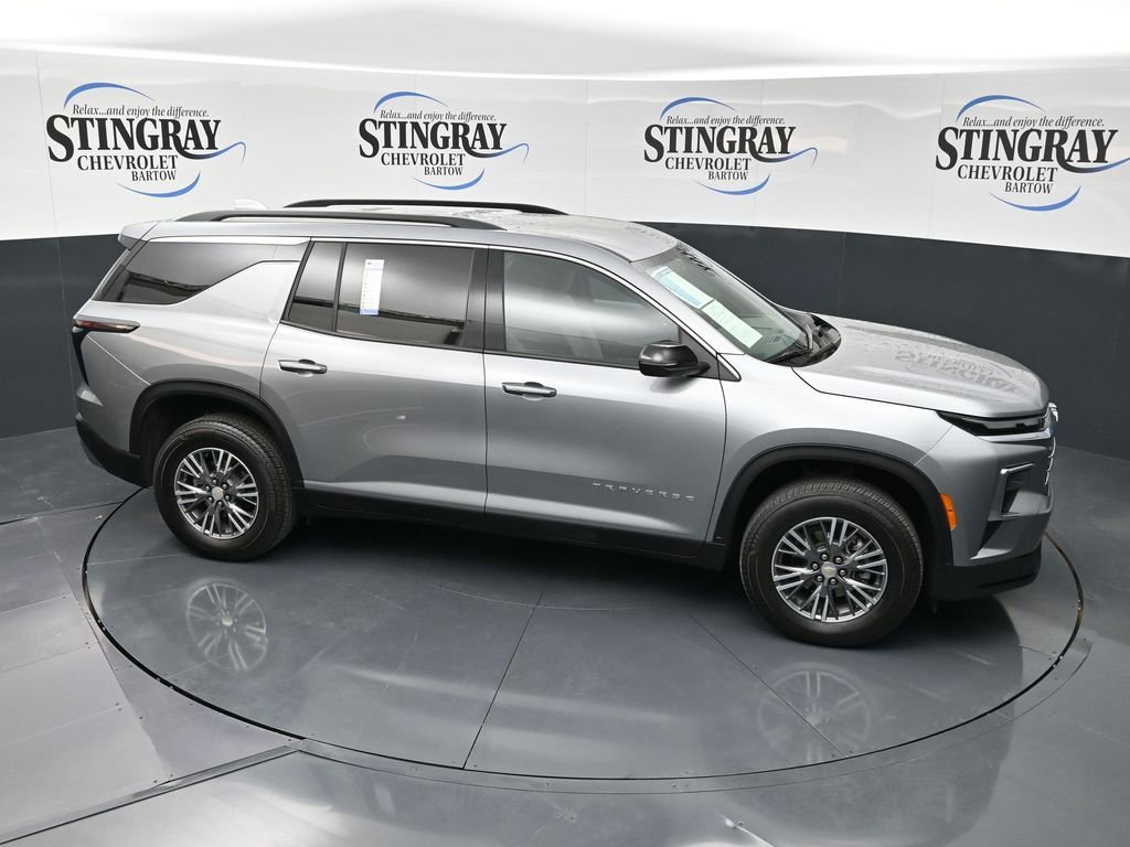 Certified 2025 Chevrolet Traverse LT image 16