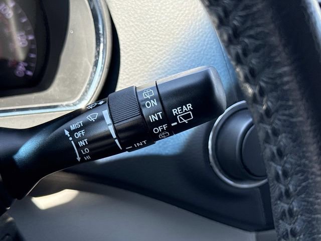 Used 2013 Toyota Highlander SE image 26