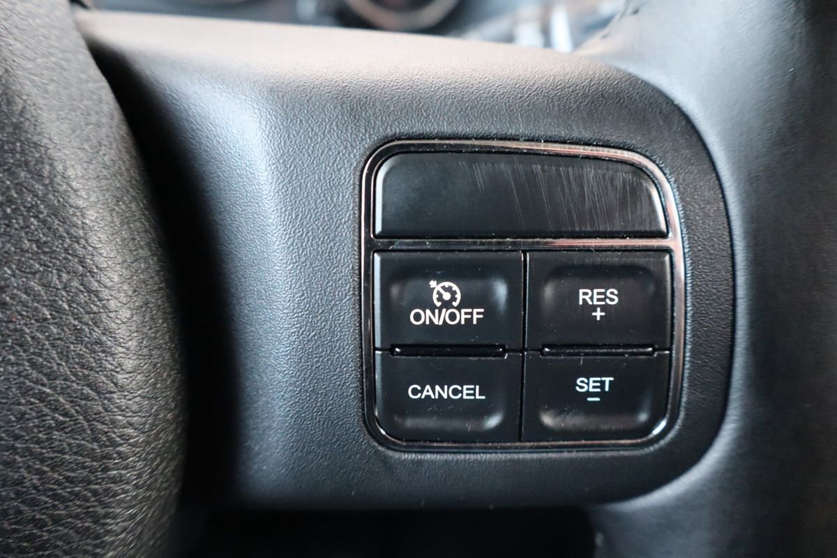 Used 2012 Jeep Wrangler Unlimited Sport image 29